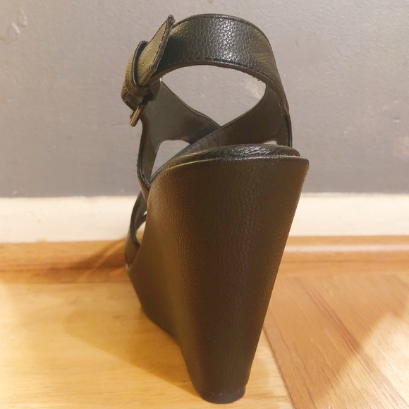 NEW Xappeal Black Strappy Wedges Heels - Picture 5 of 8